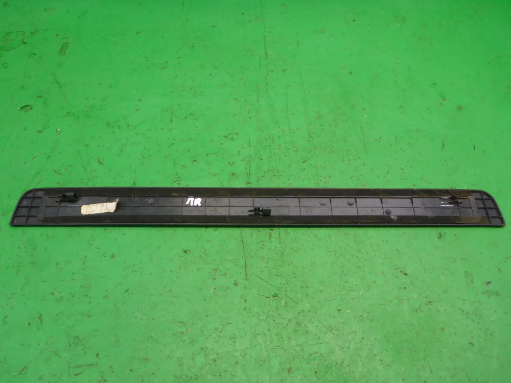 Накладка порога (внутренняя)