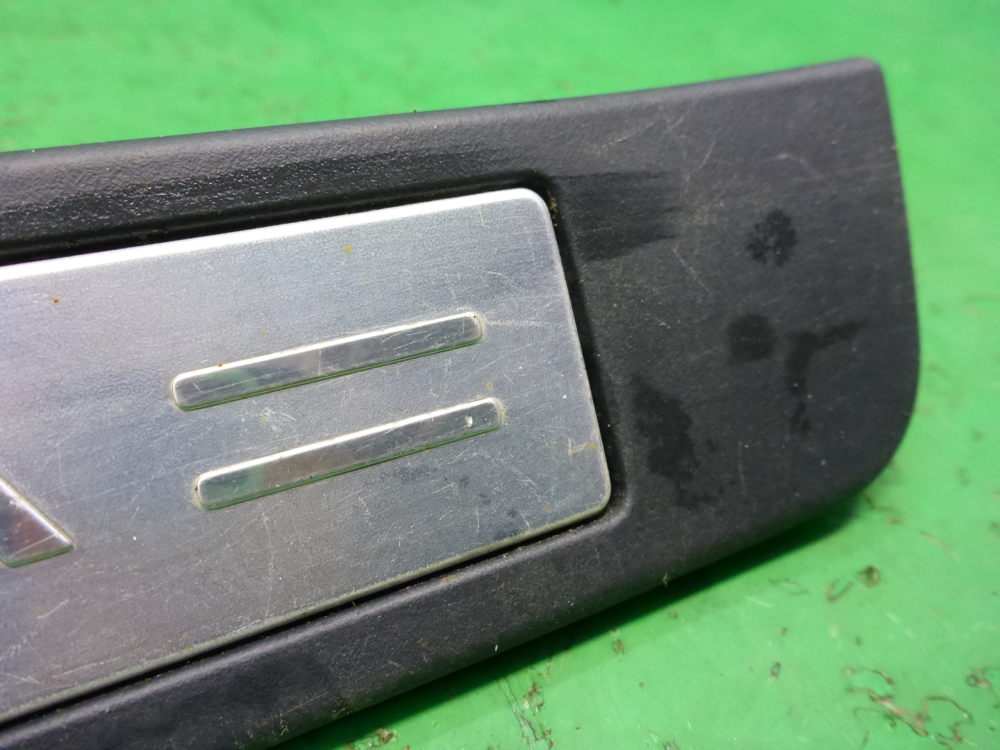 Накладка порога (внутренняя)