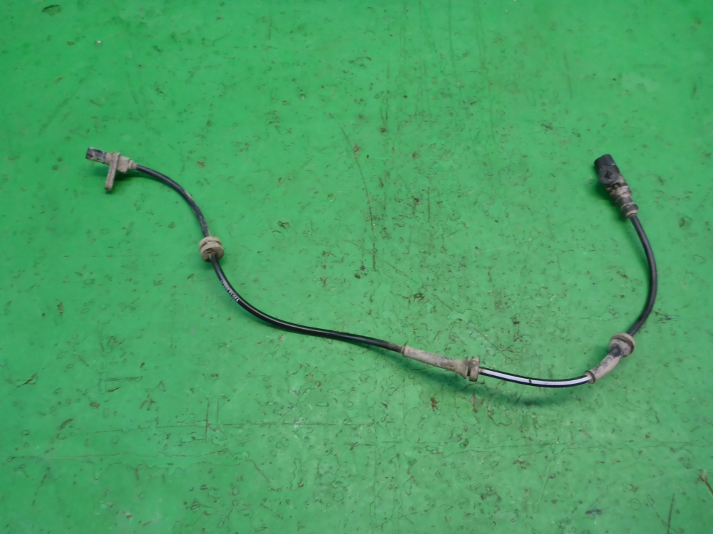 Датчик ABS задний правый