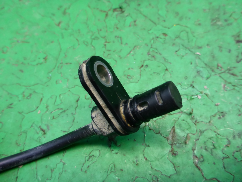 Датчик ABS задний правый