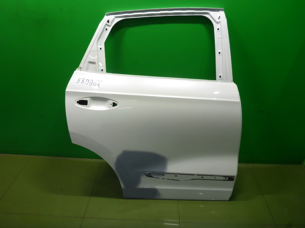 Дверь задняя правая