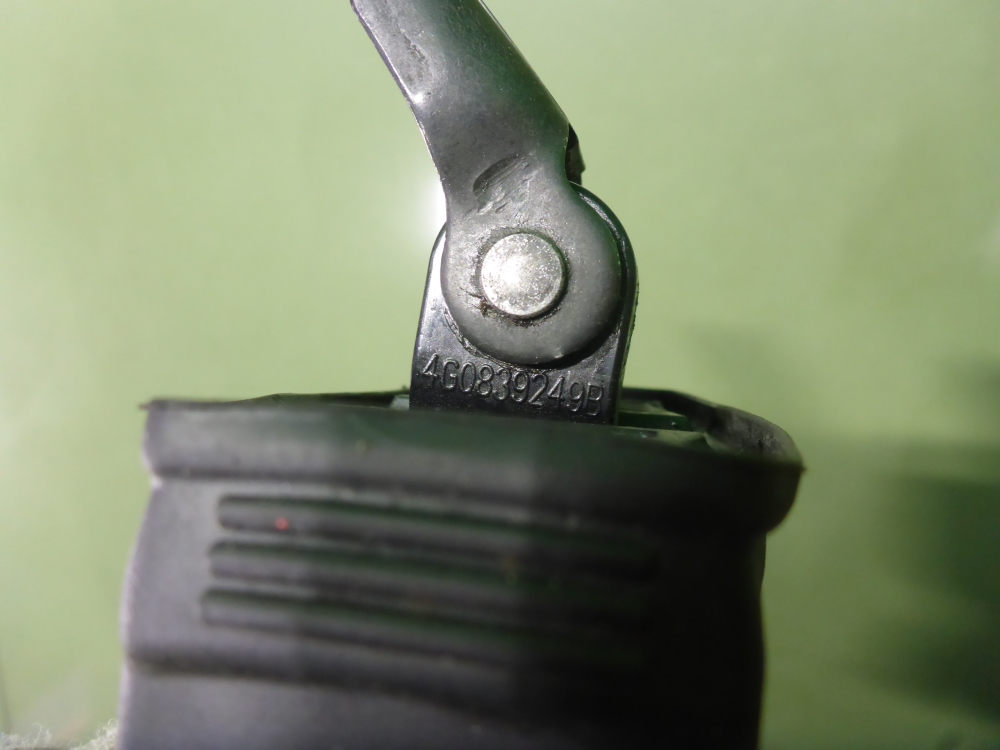 Ограничитель двери