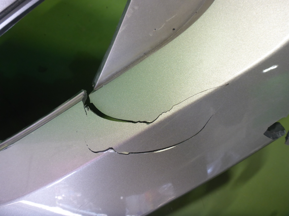 Бампер задний