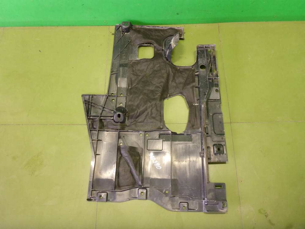 Защита антигравийная