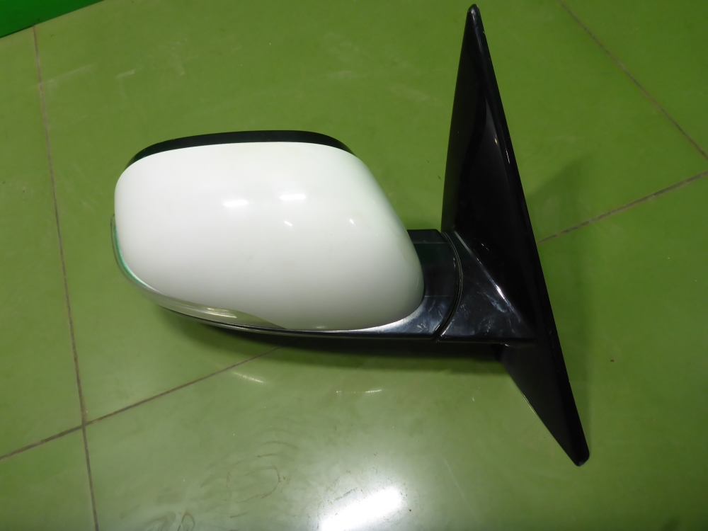 Зеркало правое электрическое