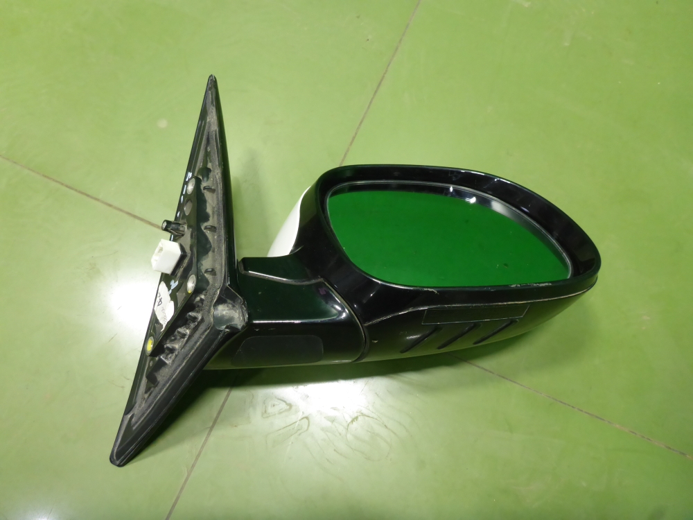 Зеркало правое электрическое