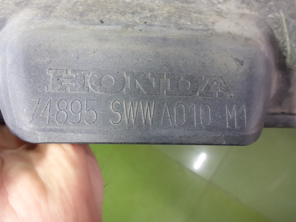 Накладка двери багажника