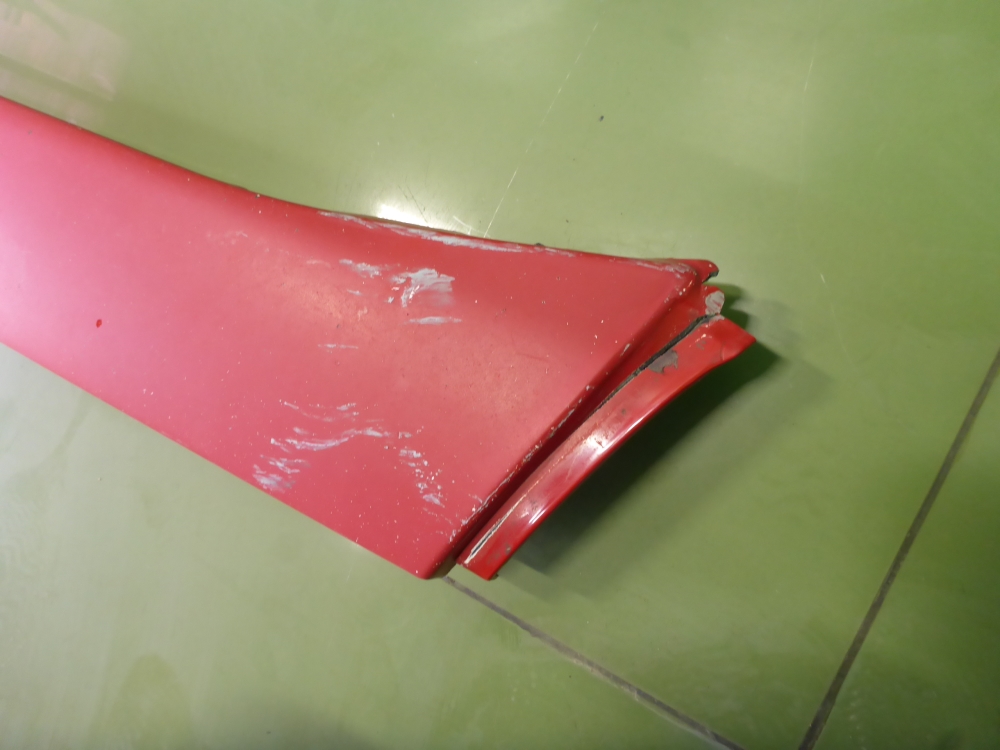 Накладка переднего бампера центральная