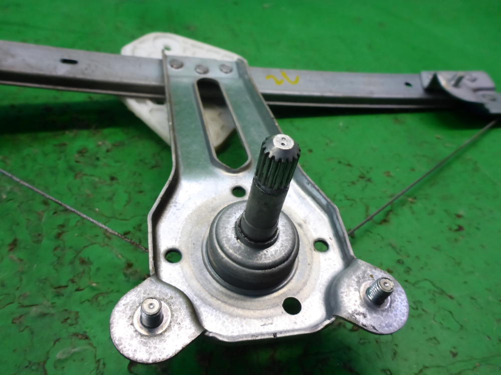 Стеклоподъемник механ. задний левый