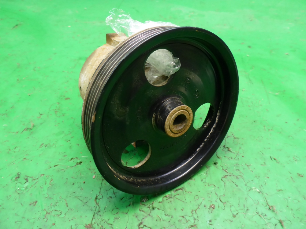 Насос ГУР (гидроусилитель руля)