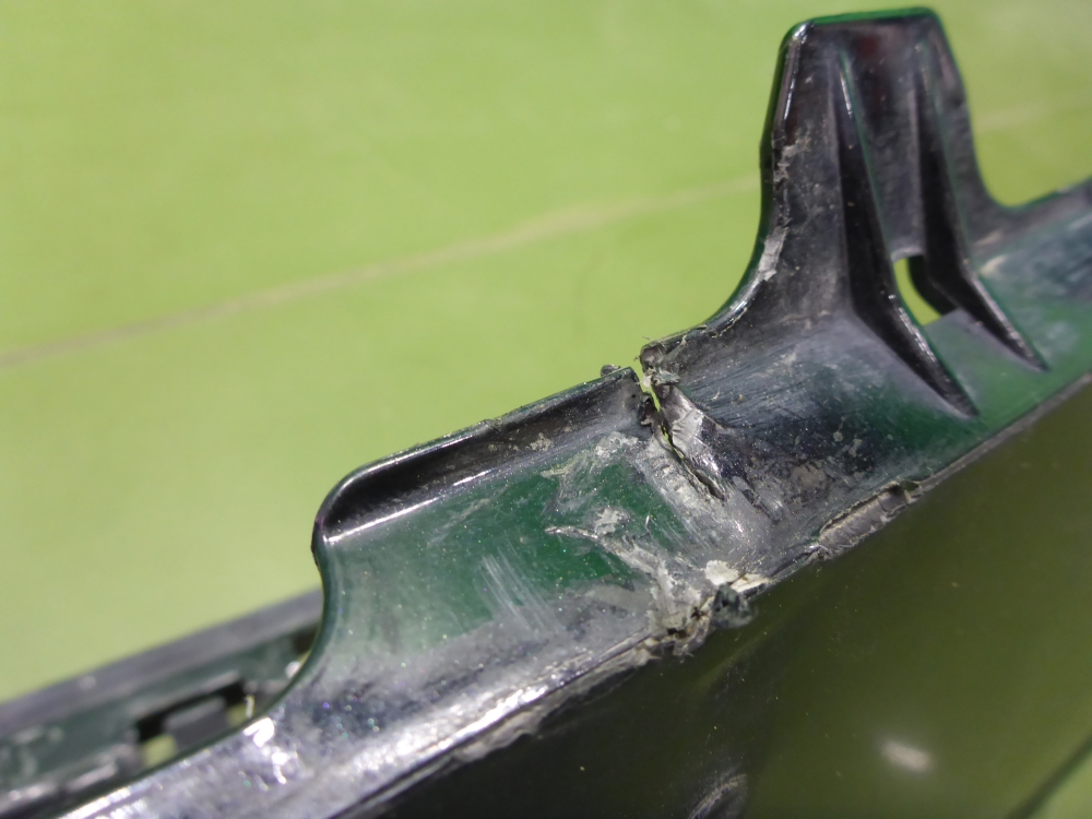 Бампер задний