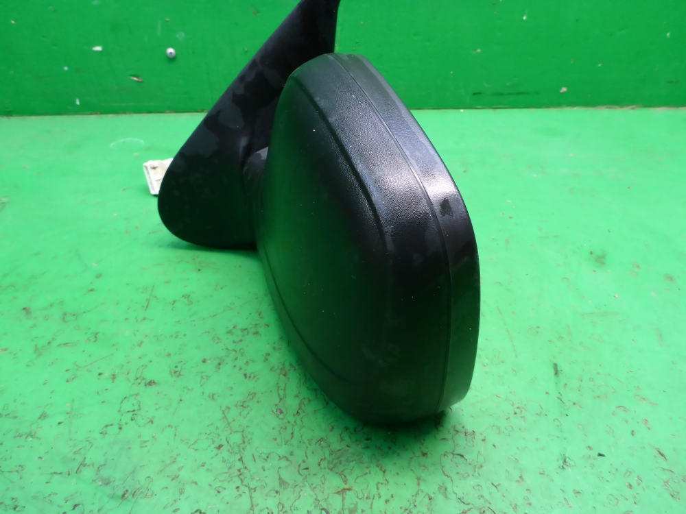 Зеркало левое электрическое