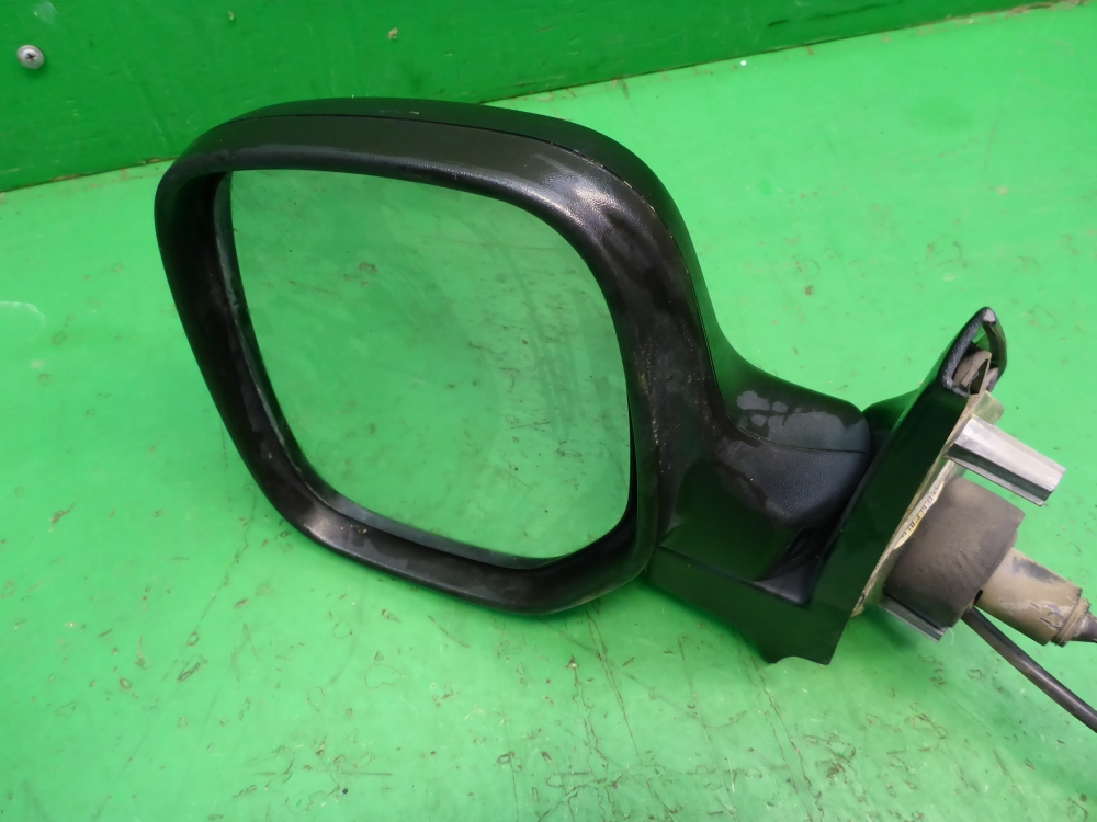 Зеркало левое электрическое