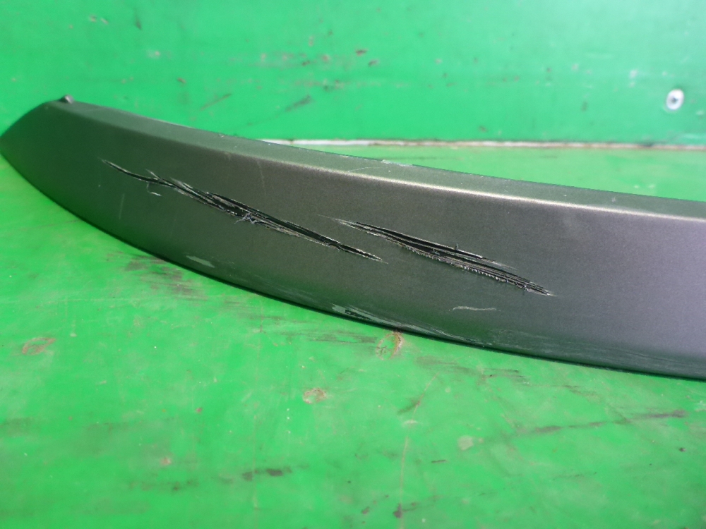 Накладка заднего бампера левая