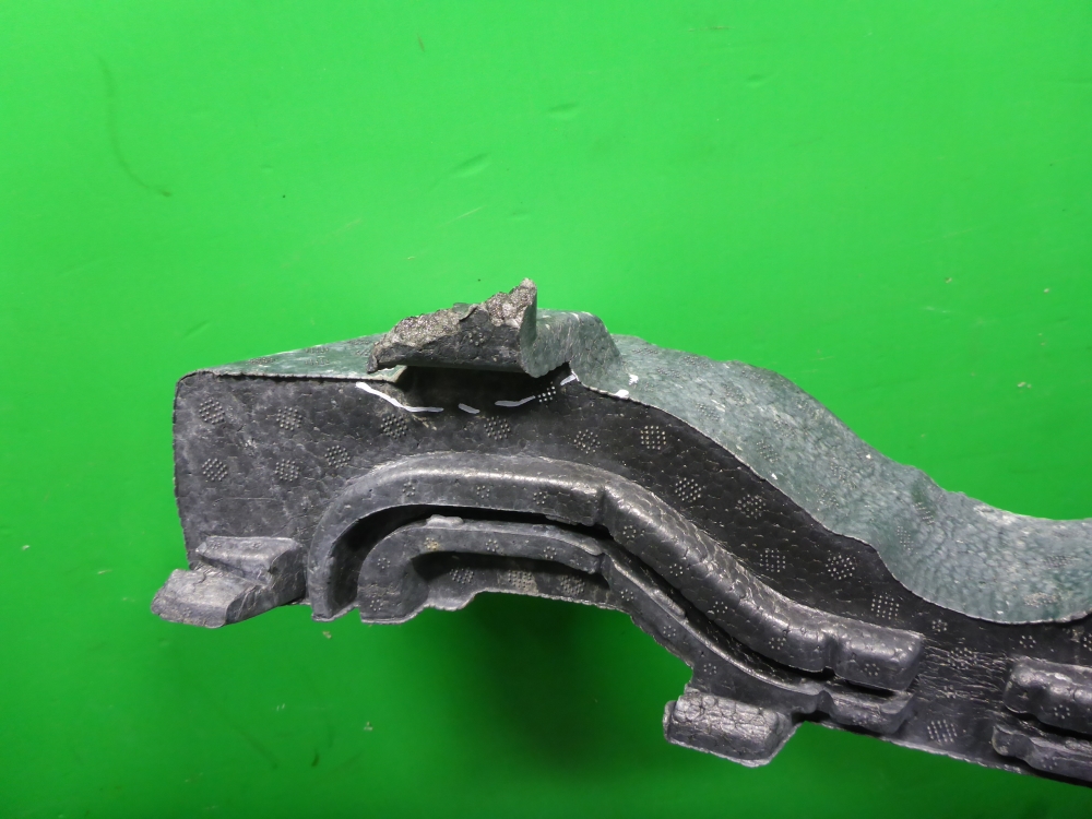 Наполнитель переднего бампера