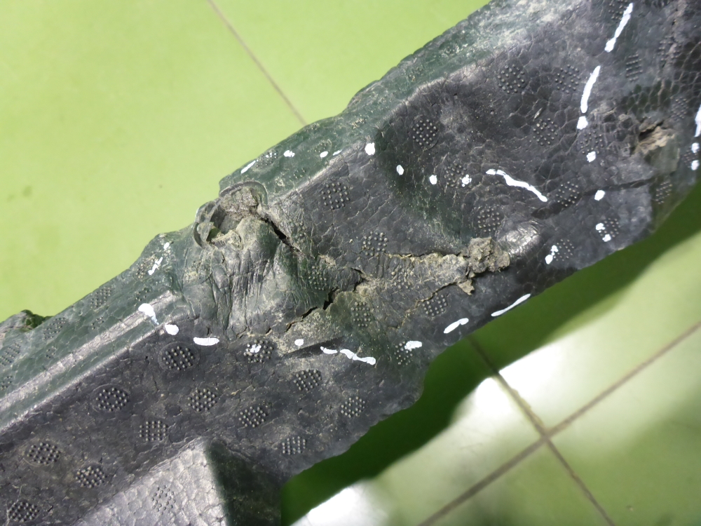 Наполнитель переднего бампера