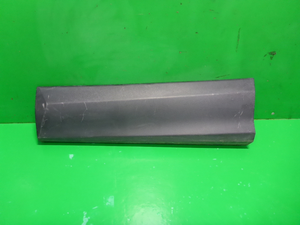 Накладка двери задней левой