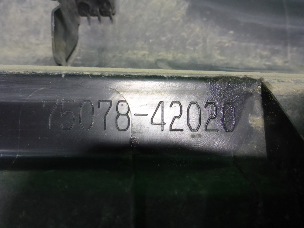 Накладка двери задней левой