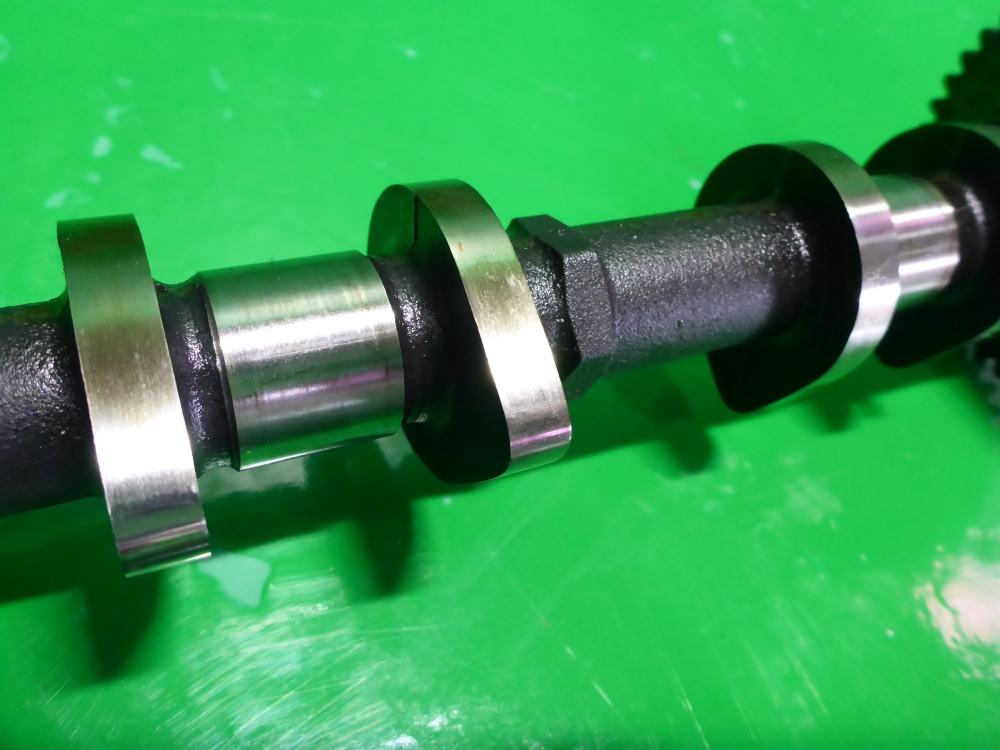 Распредвал выпускной