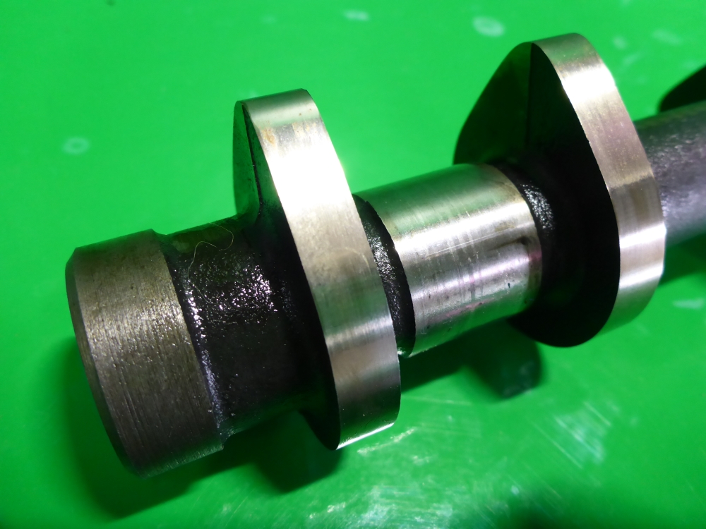 Распредвал выпускной