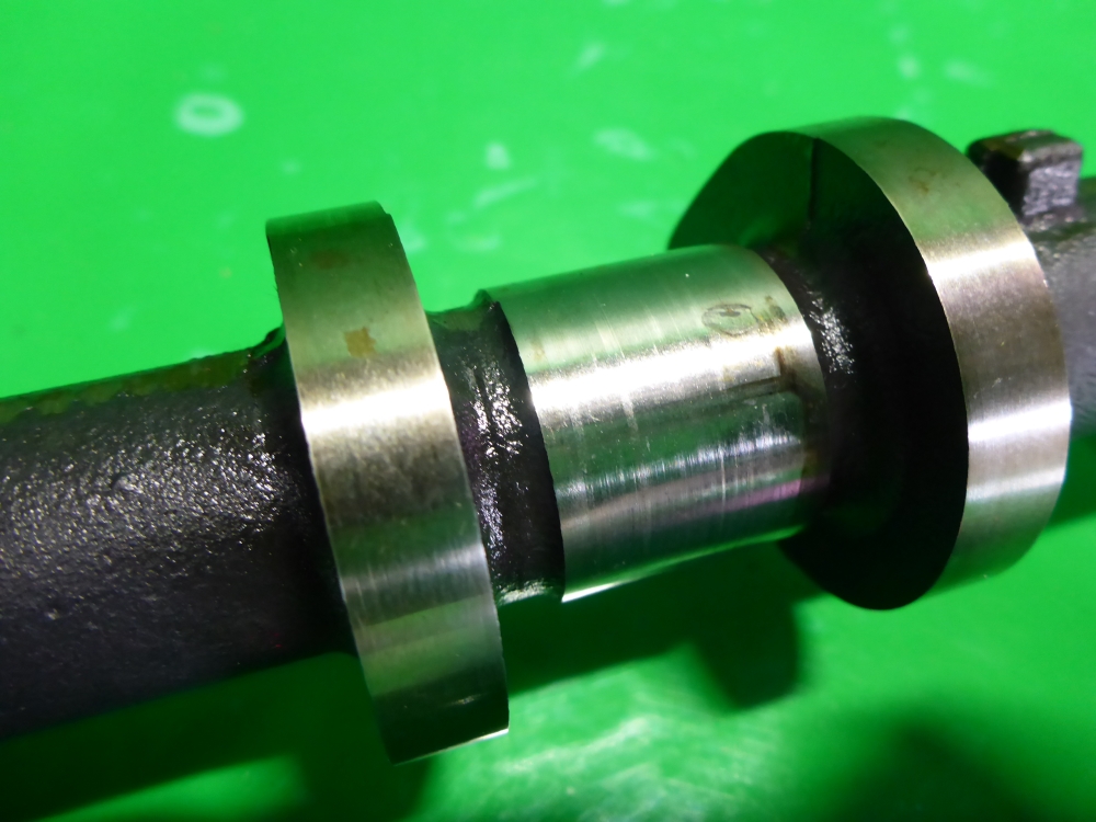 Распредвал выпускной