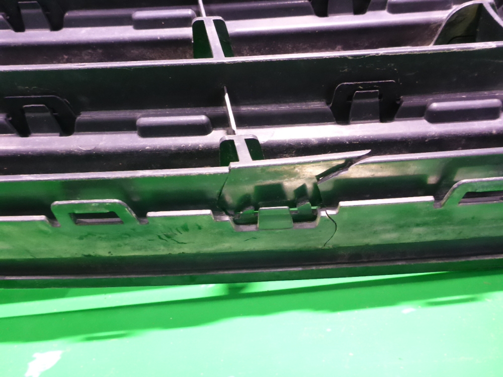 Решетка радиатора