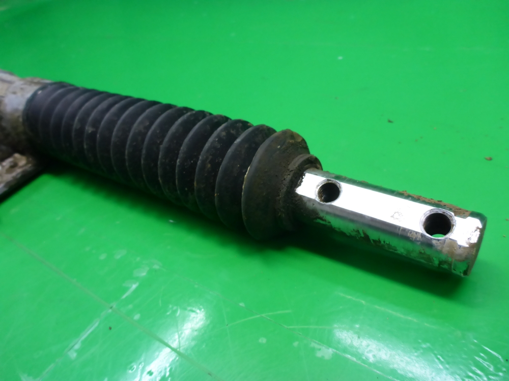 Рейка рулевая