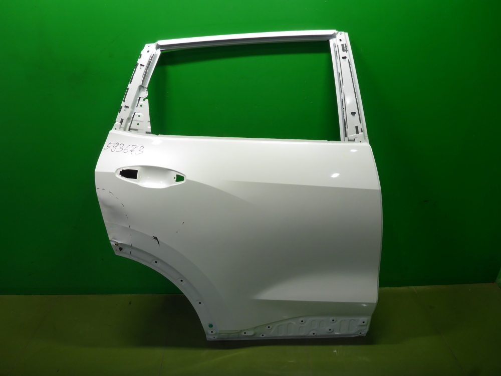 Дверь задняя правая