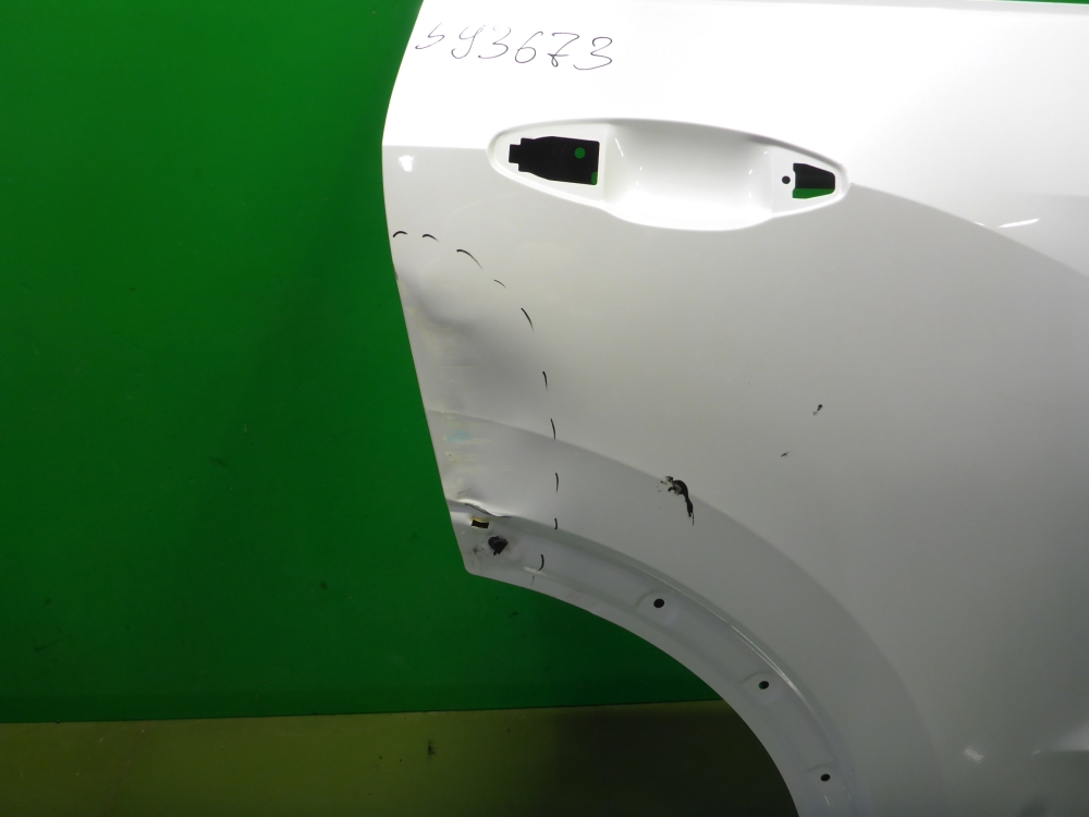 Дверь задняя правая