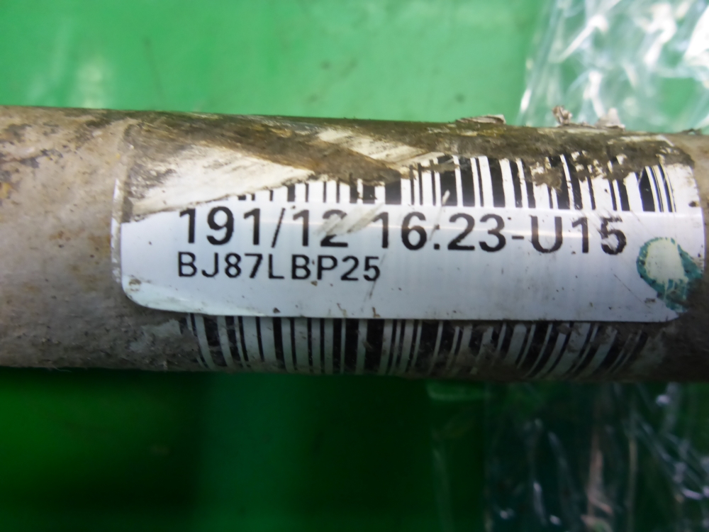 Полуось передняя левая