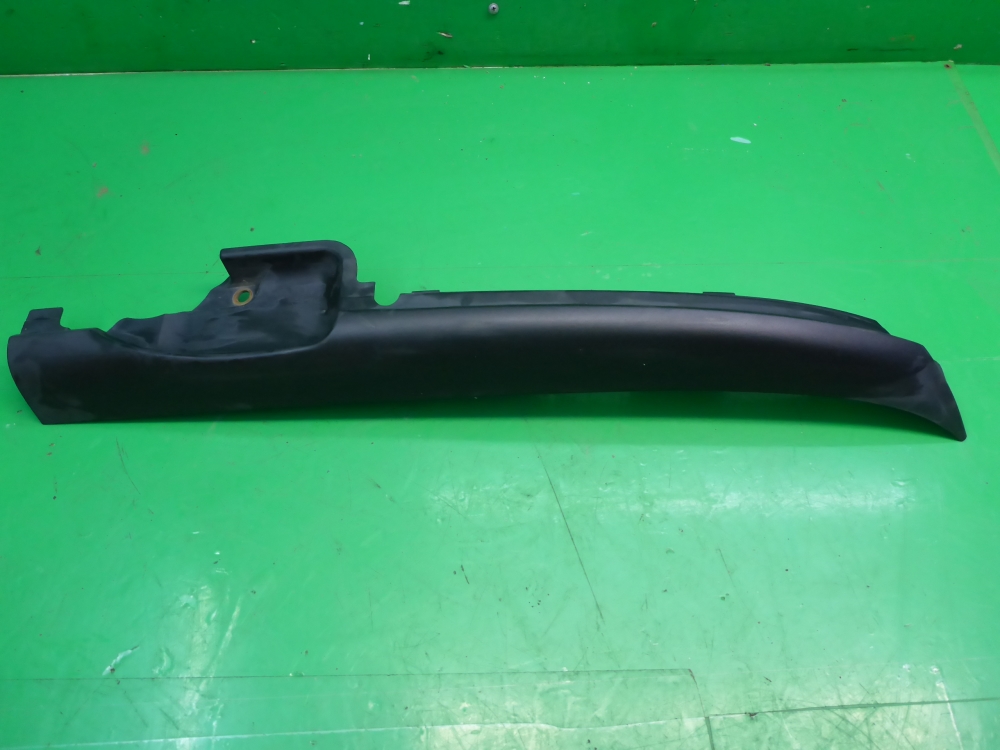 Решетка стеклоочистителей (Жабо)