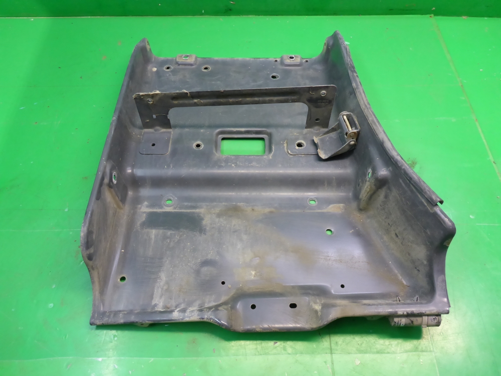 Подножка правая