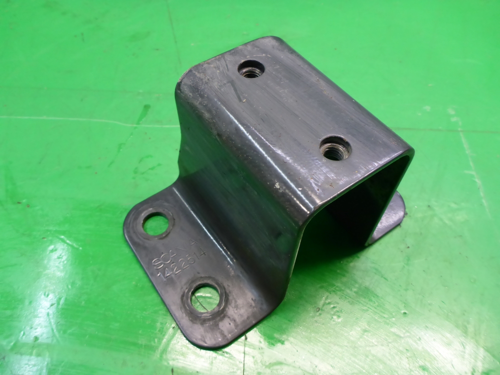 Кронштейн (сопут. товар)