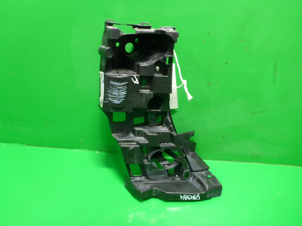 Кронштейн заднего бампера левый