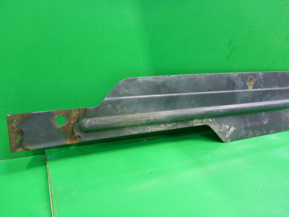 Кронштейн переднего бампера