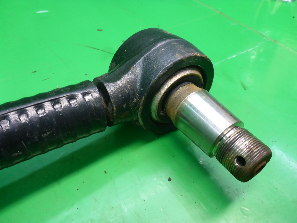 Тяга передняя продольная