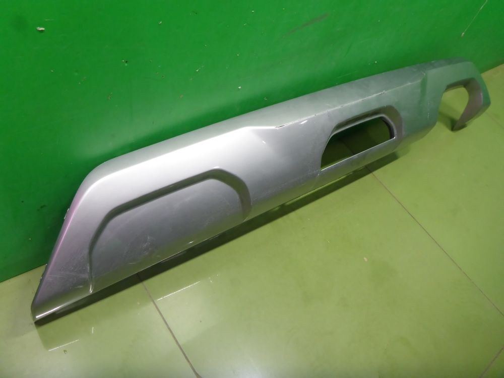 Накладка заднего бампера