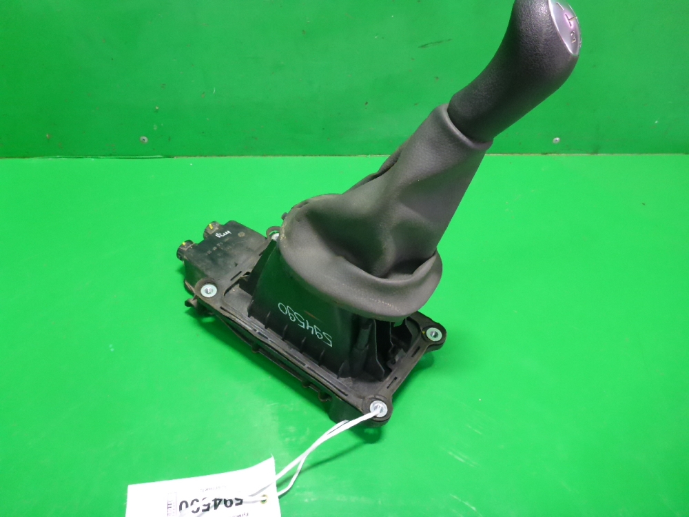 Кулиса МКПП / АКПП