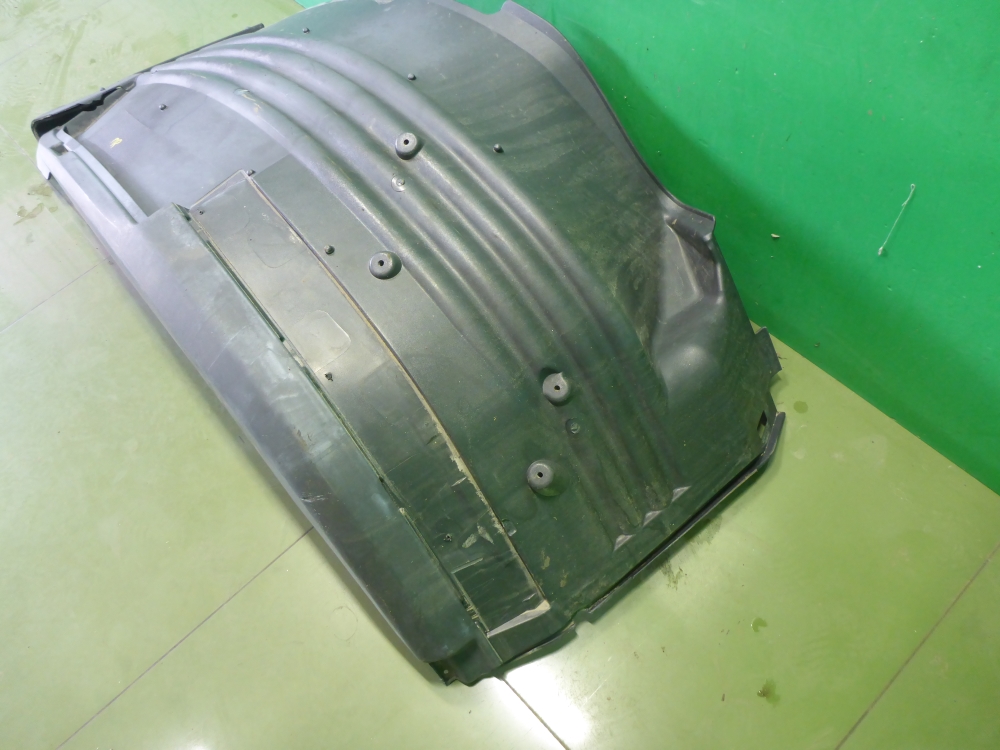 Крыло переднее левое передняя часть