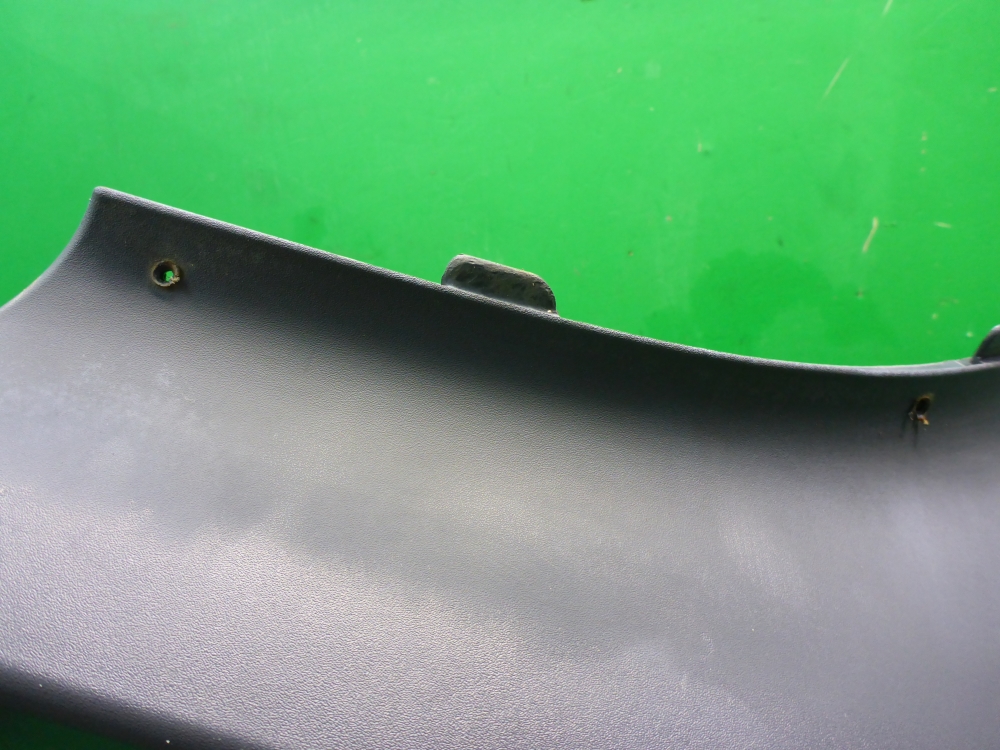 Накладка переднего крыла правого