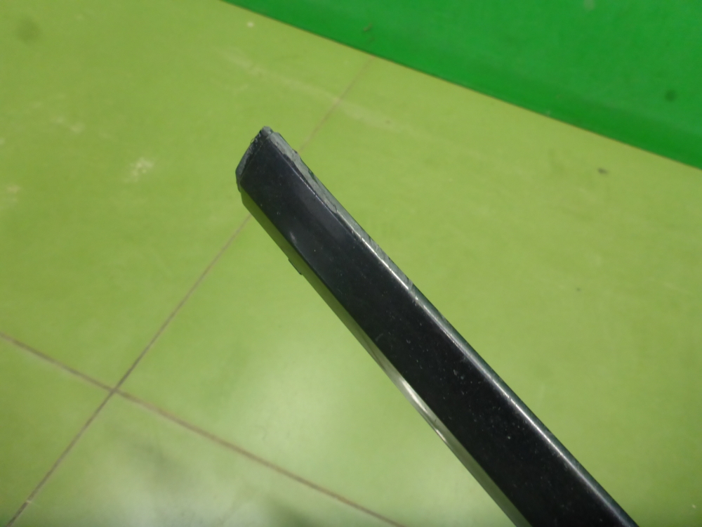 Накладка переднего бампера центральная