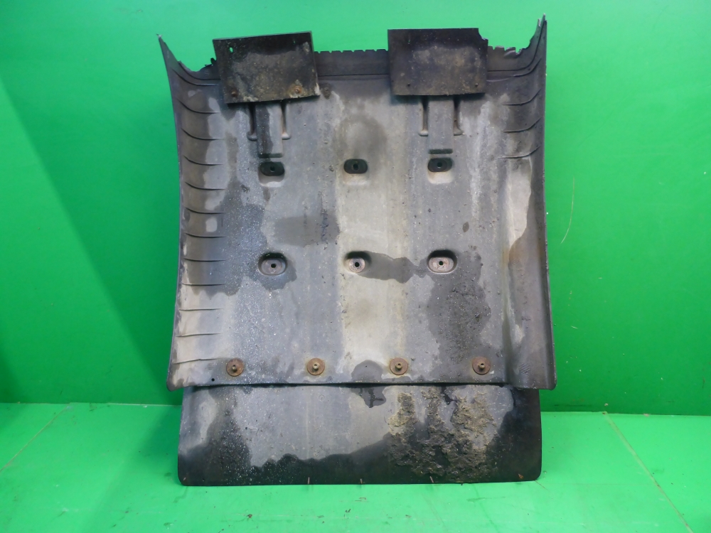 Крыло заднее передняя часть