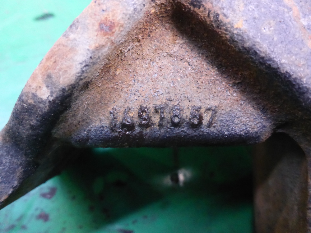 Кронштейн (сопут. товар)