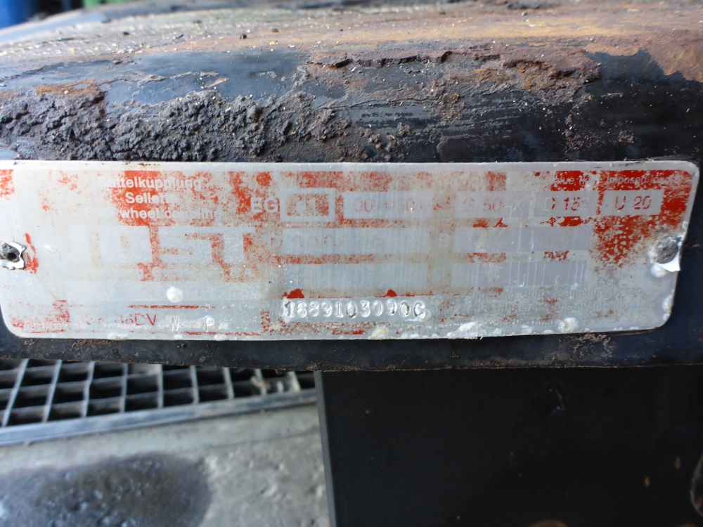 Сцепное устройство (седло)