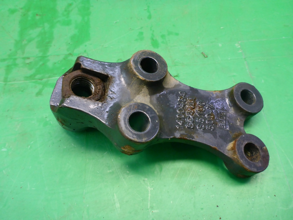 Кронштейн (сопут. товар)