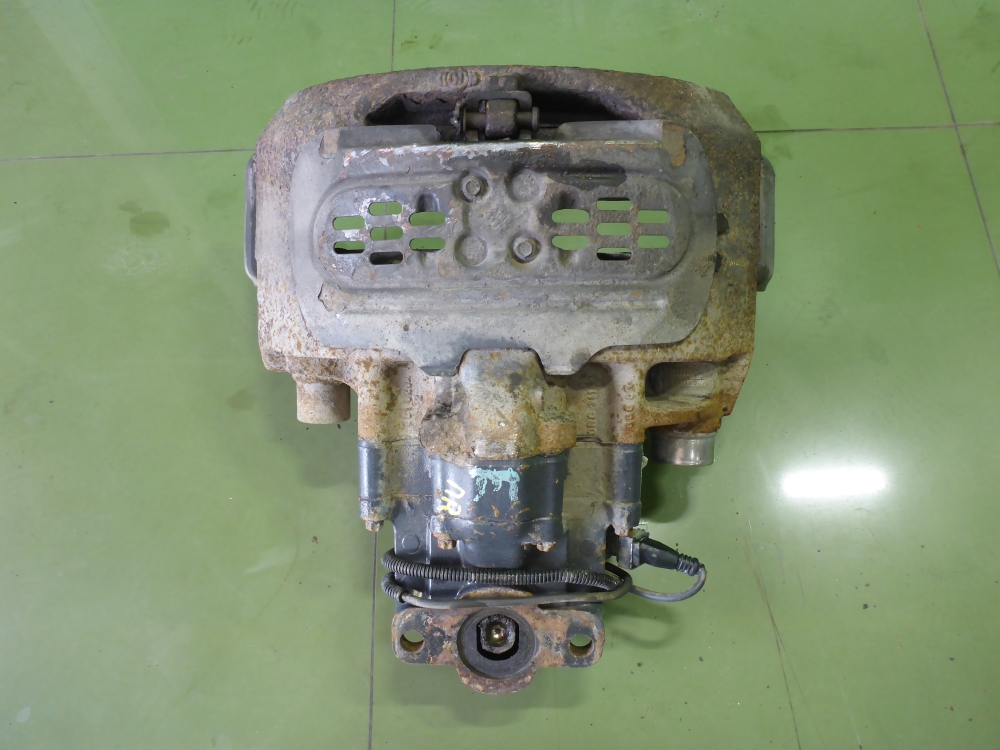 Суппорт передний правый