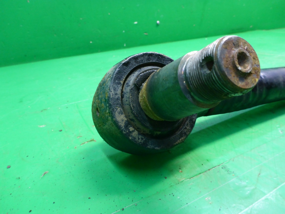 Тяга передняя продольная