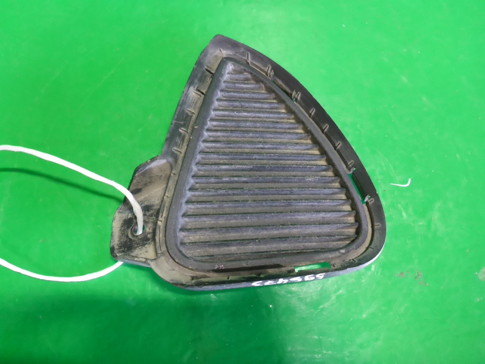 Решетка в бампер левая