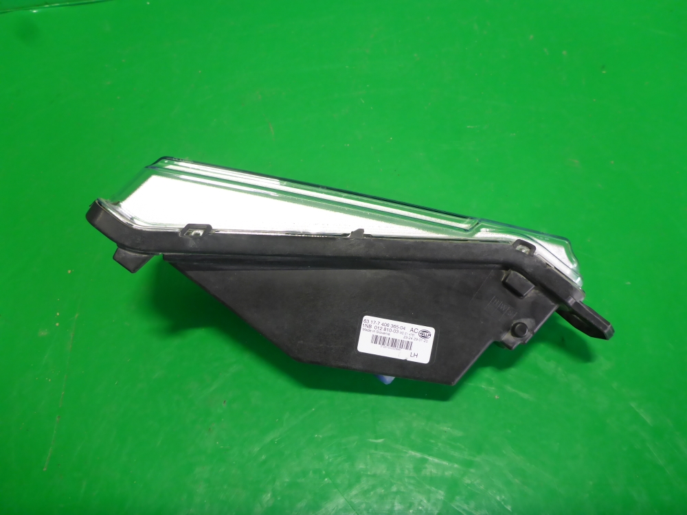 Фара противотуманная левая