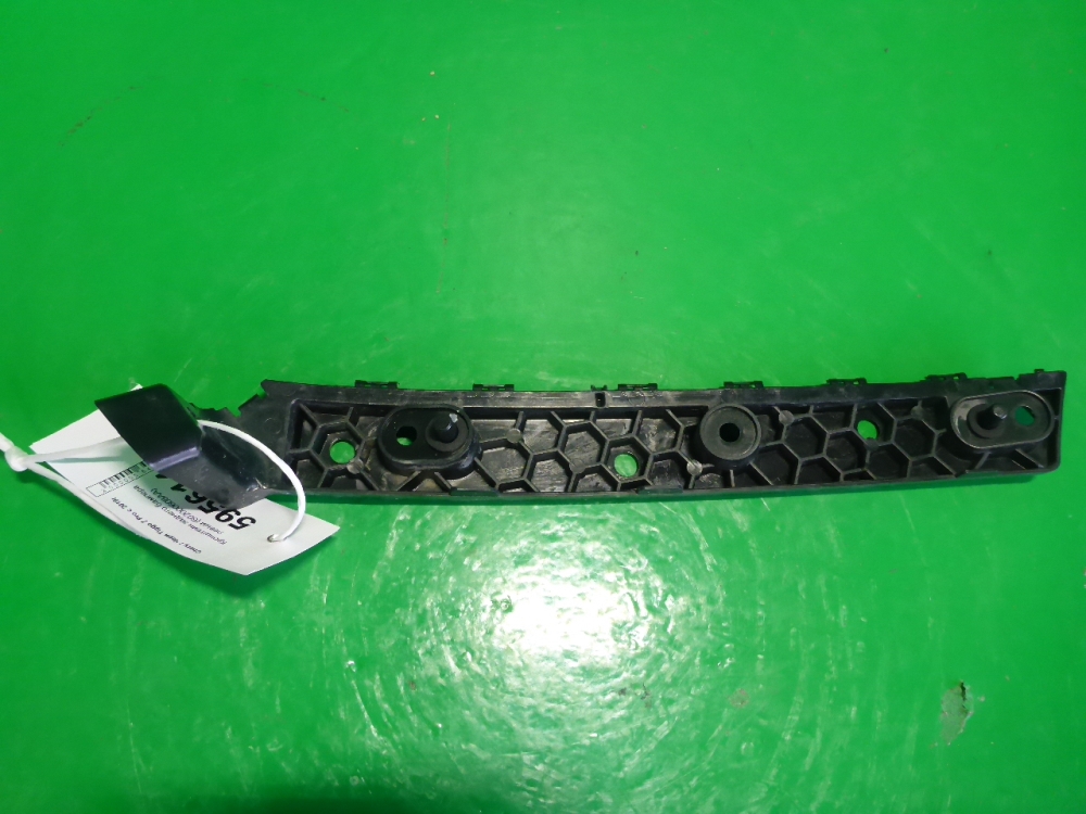 Кронштейн заднего бампера левый